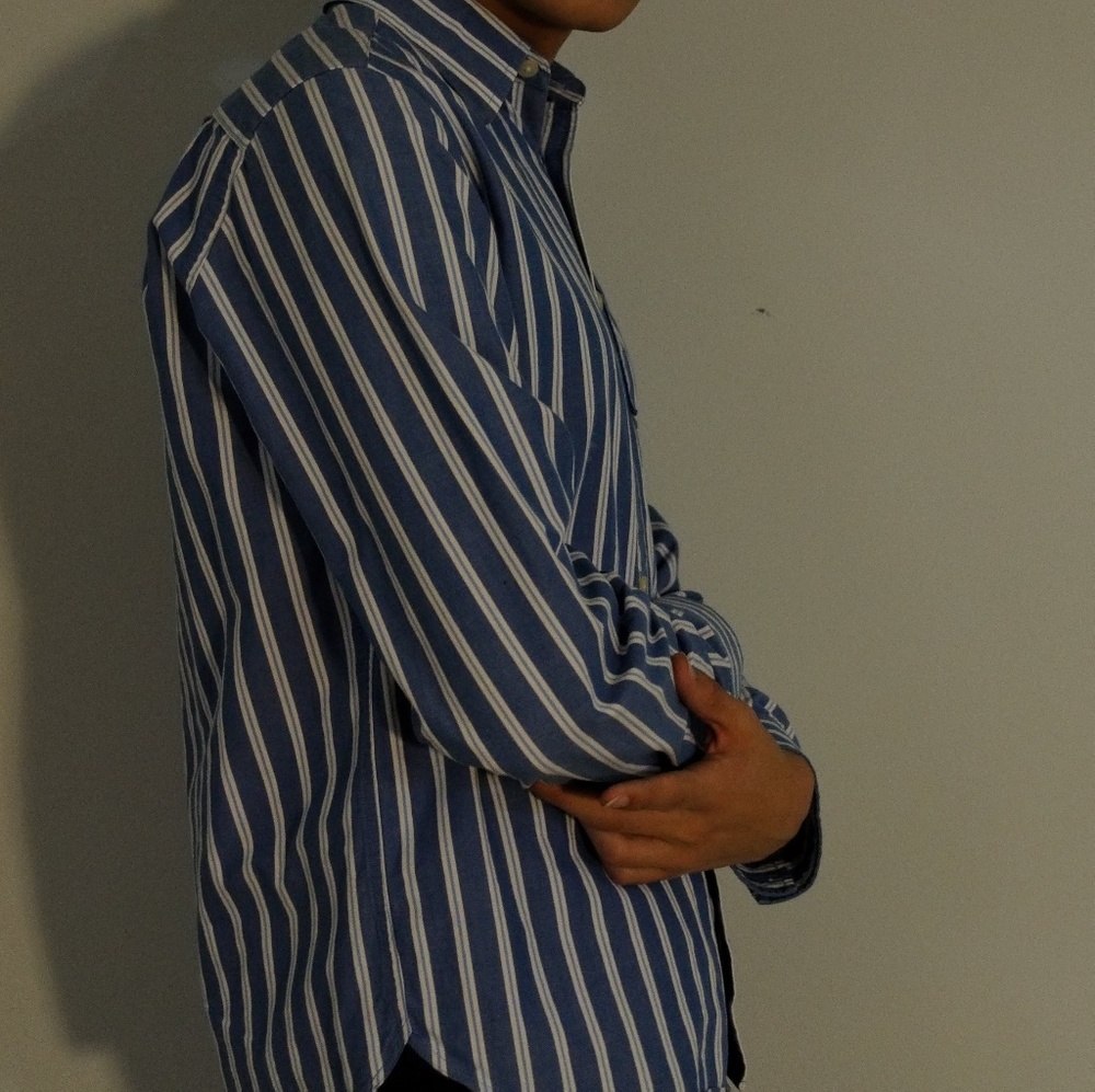 ▪ Button Down ▪ - Picture 2 of 7